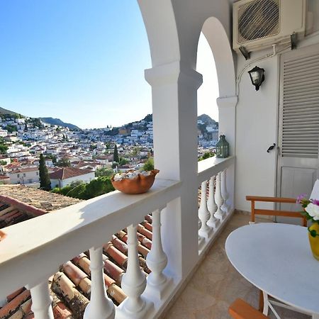 Feel At Home - Family House In Hydra Dış mekan fotoğraf