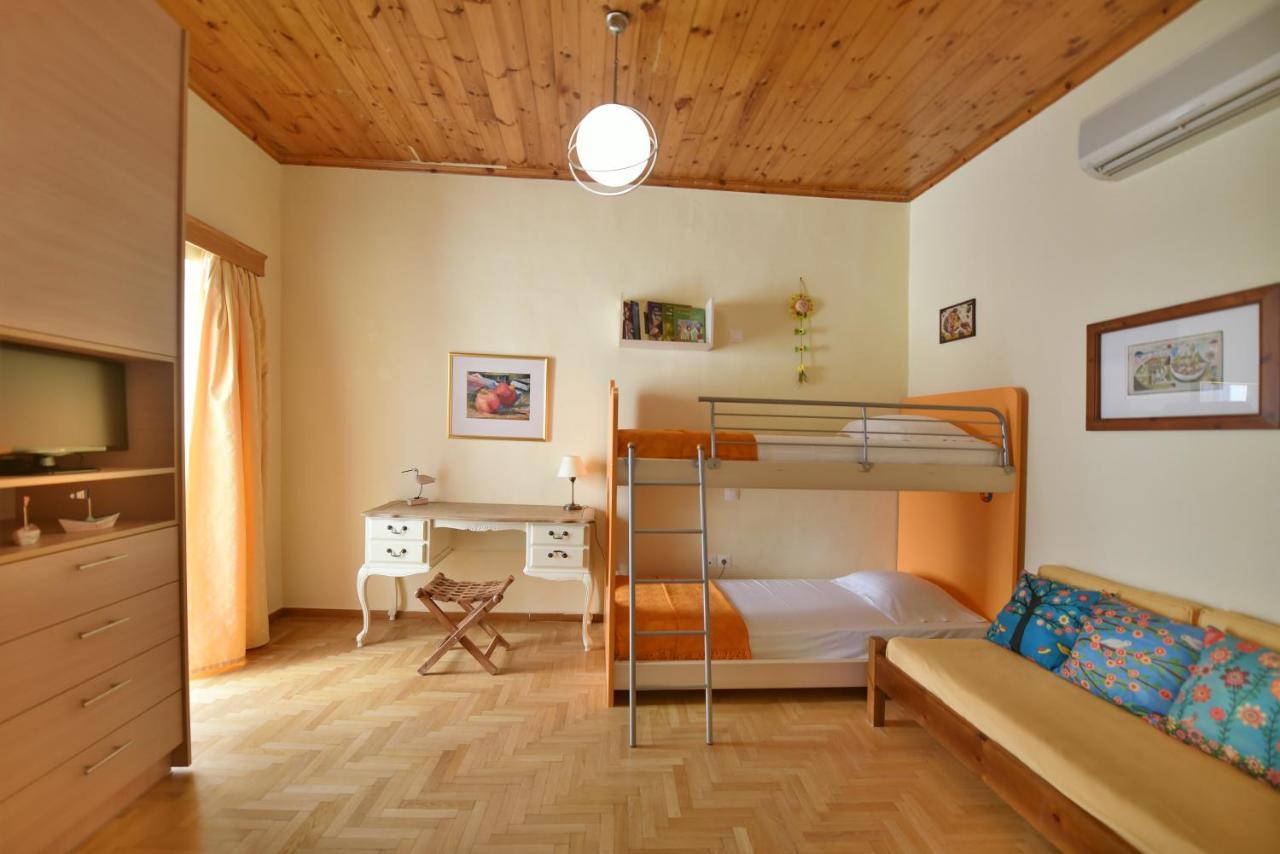 Feel At Home - Family House In Hydra Dış mekan fotoğraf